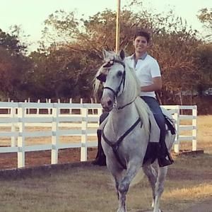 Meet your Posher, Max